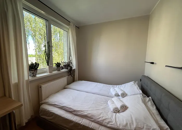 Rodzinny Blisko Hali Stulecia I Zoo * 弗罗茨瓦夫